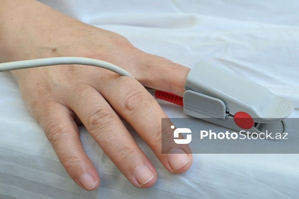 1 dekabr - Ümumdünya QİÇS-lə Mübarizə Günü