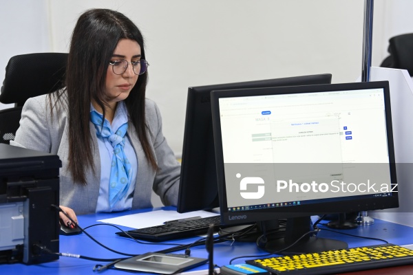 11 fevral – Vergi işçilərinin peşə bayramı günü