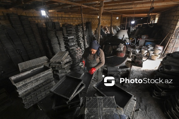 15 ildir tamet daşları hazırlayan Bülbül Babayeva