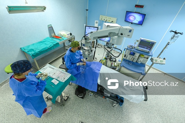 Akademik Zərifə Əliyeva adına Milli Oftalmologiya Mərkəzində göz əməliyyatı