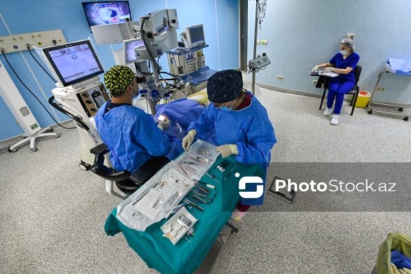Akademik Zərifə Əliyeva adına Milli Oftalmologiya Mərkəzində göz əməliyyatı