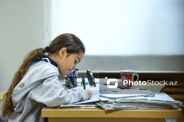 Mikayıl Müşfiq adına 18 nömrəli tam orta məktəb