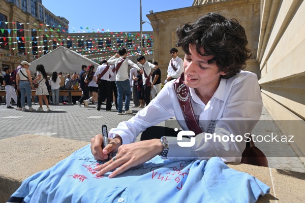 Bakıda qeyd edilən "Son zəng"