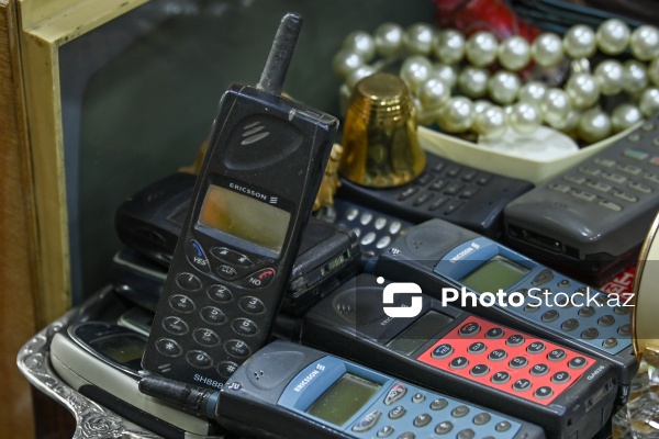 180-ə yaxın ölkədən qədim əşyaların toplandığı əntiq mağaza