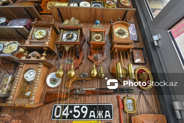 180-ə yaxın ölkədən qədim əşyaların toplandığı əntiq mağaza