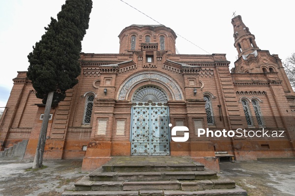 1887-ci ildə inşa edilən Aleksandr Nevski kilsəsi