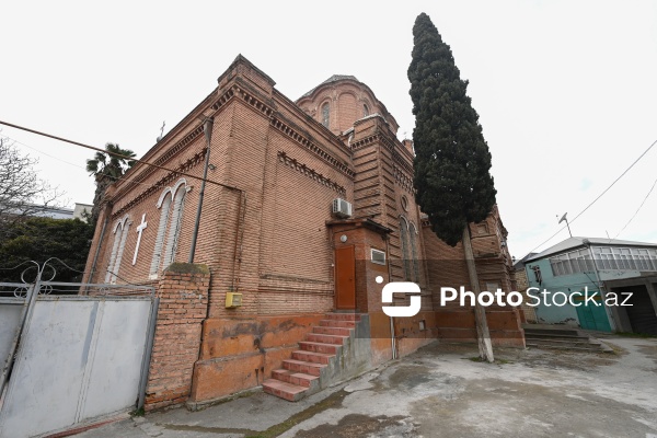 1887-ci ildə inşa edilən Aleksandr Nevski kilsəsi