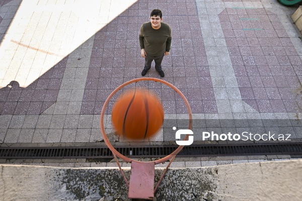 2 aprel - Dünya Autizm Maarifləndirmə Günü