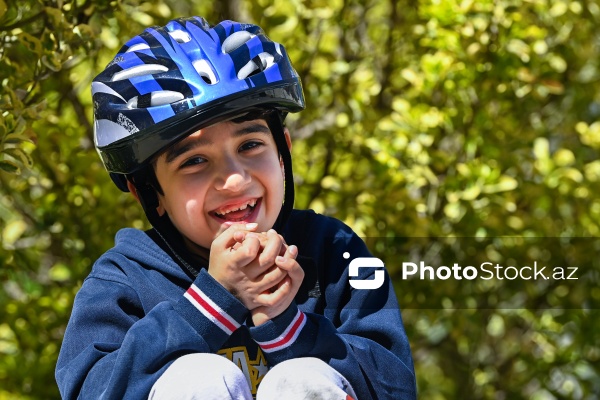 2 aprel - Dünya Autizm Maarifləndirmə Günü