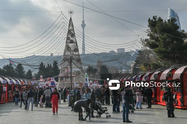 2024-cü ilin son günü Bakıda bayram ab-havası