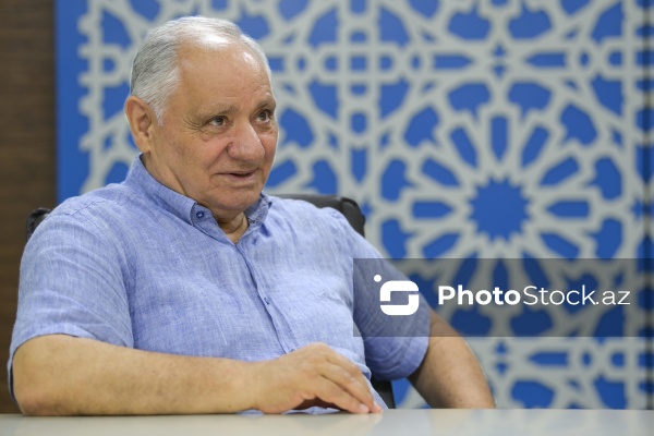 BDU-nun kafedra müdiri, əməkdar jurnalist, professor Qulu Məhərrəmli
