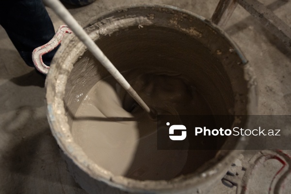 27 ildir daşları sənətə çevirən heykəltaraş Orxan Nəbizadə