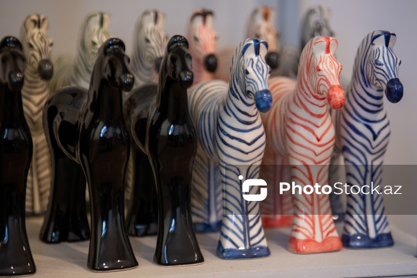 27 ildir daşları sənətə çevirən heykəltaraş Orxan Nəbizadə