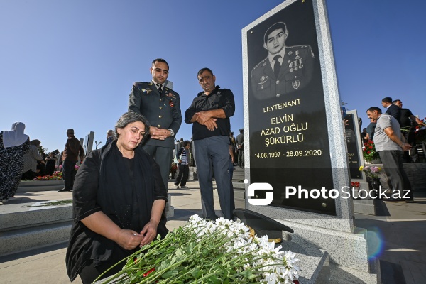 27 Sentyabr – Anım Günündə Hərbi Memorial Məzarlıq ziyarət olunur