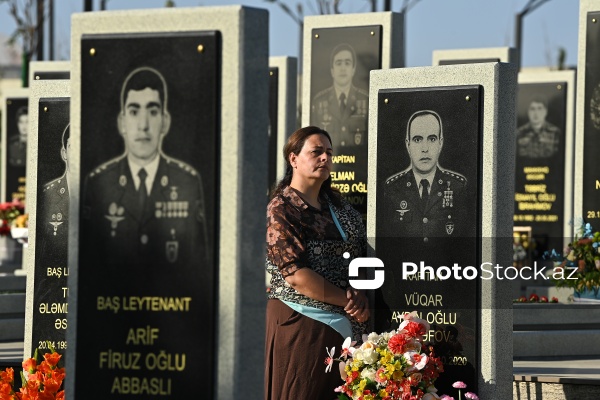27 Sentyabr – Anım Günündə Hərbi Memorial Məzarlıq ziyarət olunur