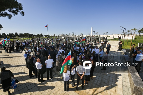 27 Sentyabr – Anım Günündə Hərbi Memorial Məzarlıq ziyarət olunur