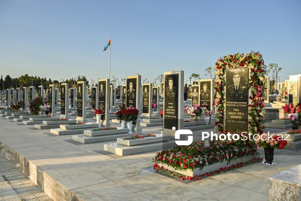 27 Sentyabr – Anım Günündə Hərbi Memorial Məzarlıq ziyarət olunur