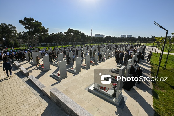27 Sentyabr – Anım Günündə Hərbi Memorial Məzarlıq ziyarət olunur