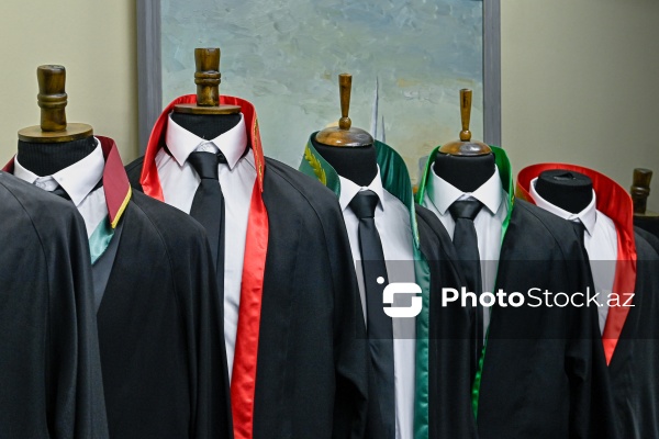 28 dekabr - “Vəkil günü” peşə bayramı