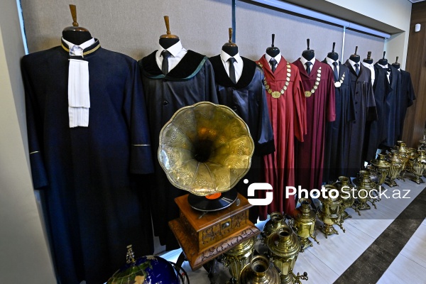 28 dekabr - “Vəkil günü” peşə bayramı