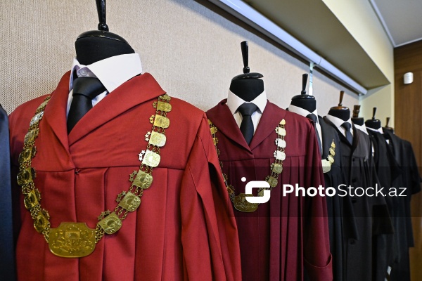 28 dekabr - “Vəkil günü” peşə bayramı