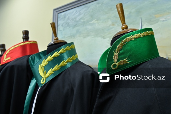 28 dekabr - “Vəkil günü” peşə bayramı