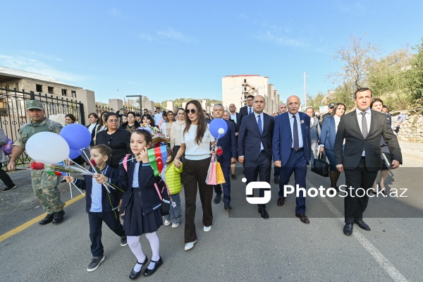 32 il sonra Şuşada ilk dərs günü