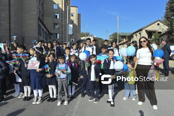 32 il sonra Şuşada ilk dərs günü