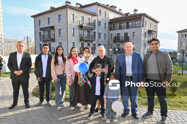 32 il sonra Şuşada ilk dərs günü