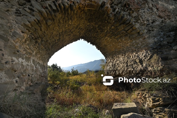 33 beynəlxalq səyyahdan ibarət qrupun Xudafərin körpüsünə səfəri