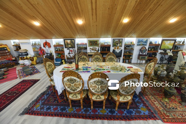 Nadir əşyalarla zəngin 35 illik şəxsi kolleksiya