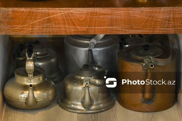 Nadir əşyalarla zəngin 35 illik şəxsi kolleksiya