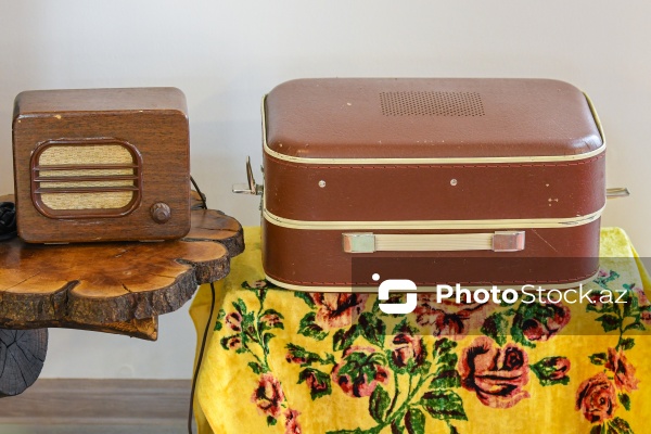 Nadir əşyalarla zəngin 35 illik şəxsi kolleksiya