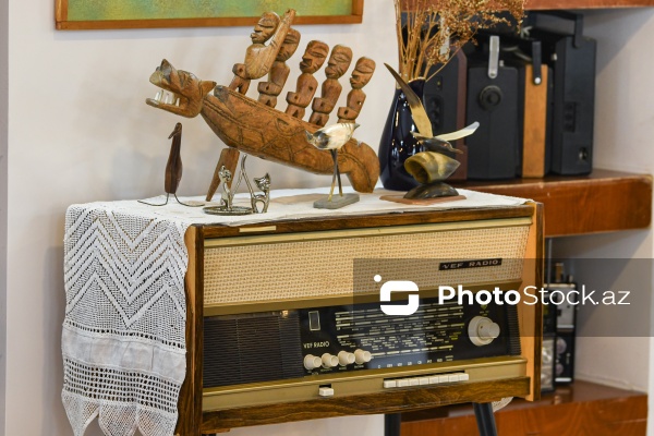 Nadir əşyalarla zəngin 35 illik şəxsi kolleksiya