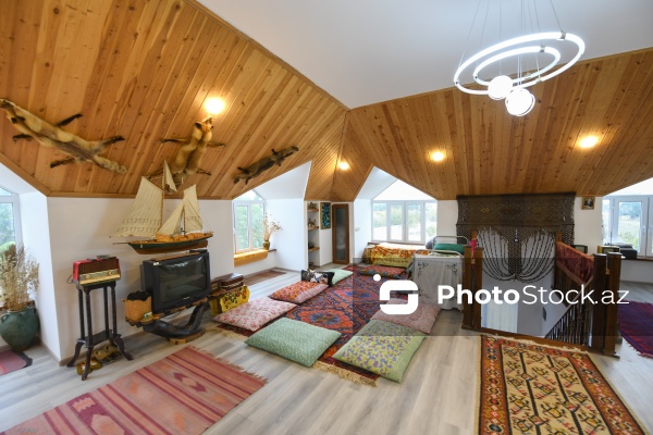 Nadir əşyalarla zəngin 35 illik şəxsi kolleksiya