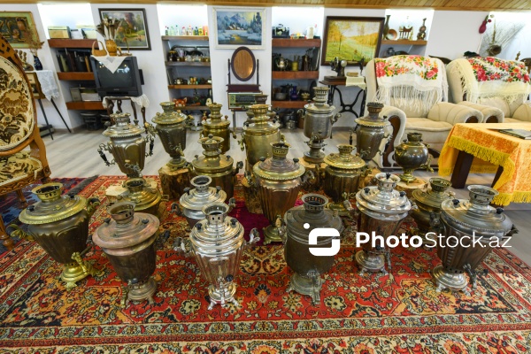 Nadir əşyalarla zəngin 35 illik şəxsi kolleksiya