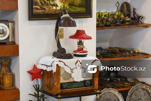 Nadir əşyalarla zəngin 35 illik şəxsi kolleksiya