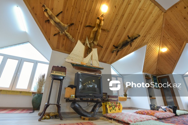 Nadir əşyalarla zəngin 35 illik şəxsi kolleksiya