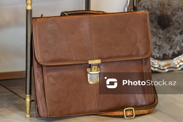 Nadir əşyalarla zəngin 35 illik şəxsi kolleksiya