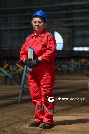 62 yaşlı kran operatoru Sifay Kərimova