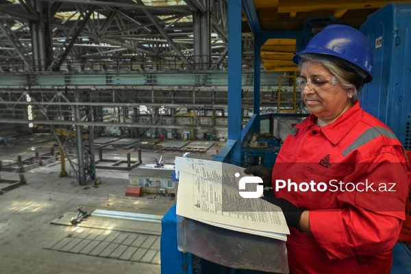 62 yaşlı kran operatoru Sifay Kərimova