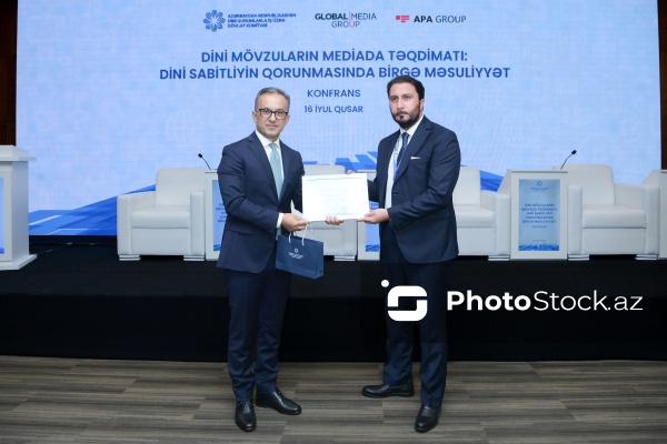 "Dini mövzuların mediada təqdimatı: dini sabitliyin qorunmasında birgə məsuliyyət" mövzusunda konfrans