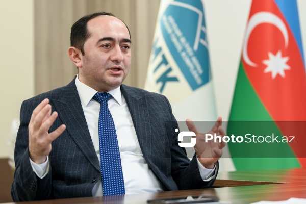 ABŞ-nin Kolumbiya Universitetinin magistr proqramını dərəcə ilə bitirən Tural Abbasov