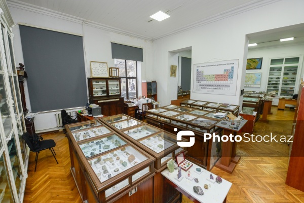 Azərbaycan Dövlət Neft və Sənaye Universitetinin Mineralogiya Muzeyi
