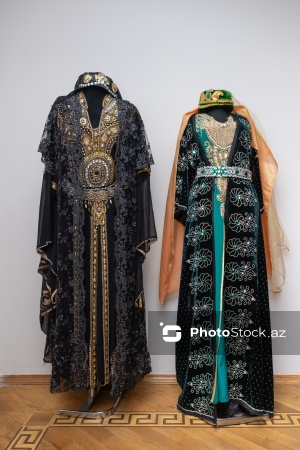 Akademik Milli Dram Teatrı tamaşalarının rəngarəng libasları