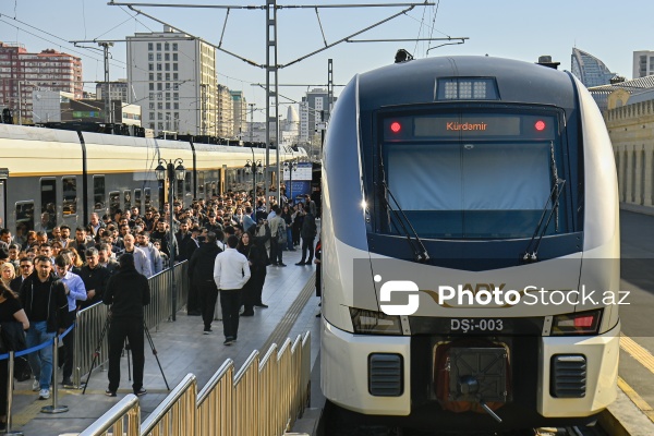 Sərnişinlərin istifadəsinə veriləcək Kürdəmir stansiyası