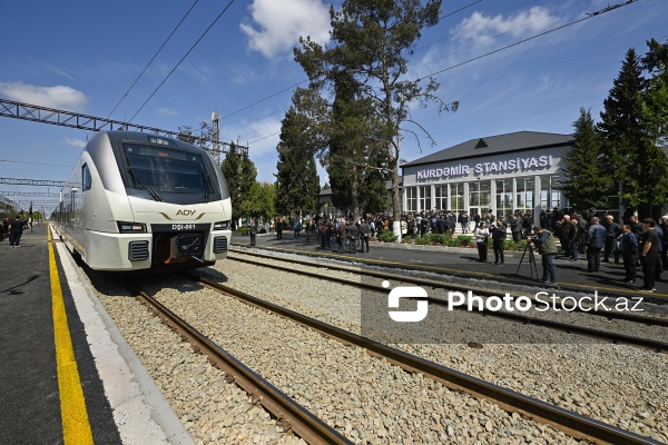 Sərnişinlərin istifadəsinə veriləcək Kürdəmir stansiyası