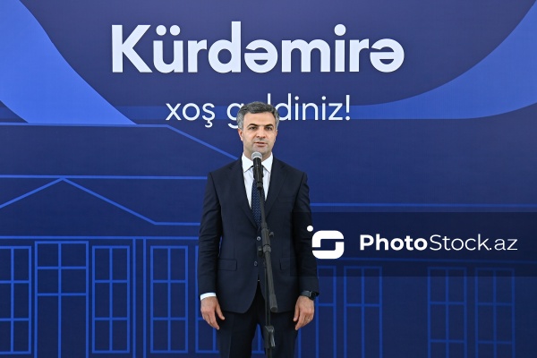 Azər Fərəcov - Yenidən qurulan Kürdəmir stansiyasının açılışında