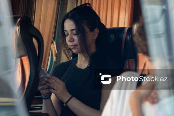 Ağdamın Xıdırlı kəndinə növbəti köç karvanı yola salınıb