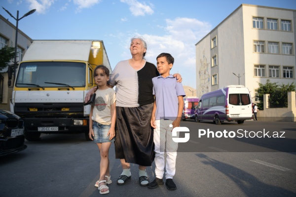 Ağdamın Kəngərli kəndinə yola salınan növbəti köç karvanı